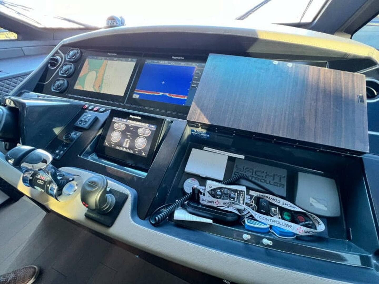 2020 Fairline Squadron — photo 60