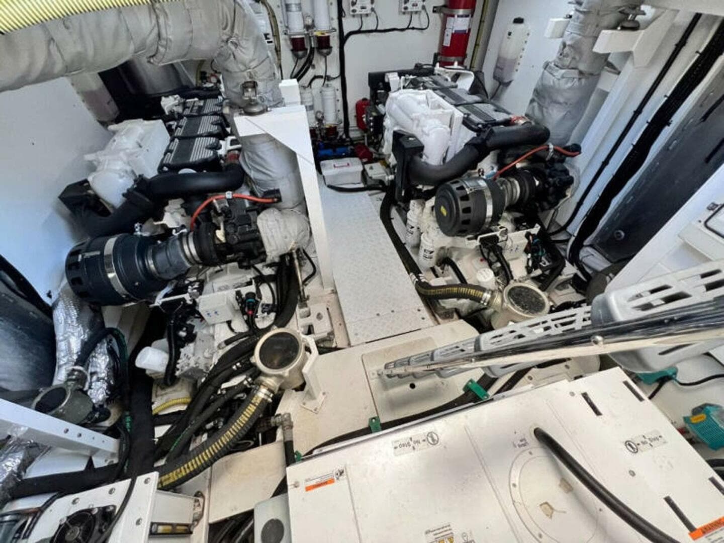 2020 Fairline Squadron — photo 77