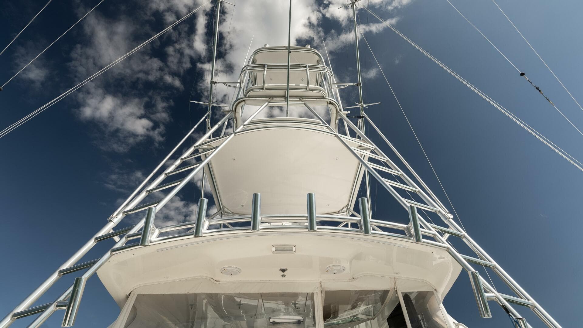 2012 Cabo 44 Htx — photo 18