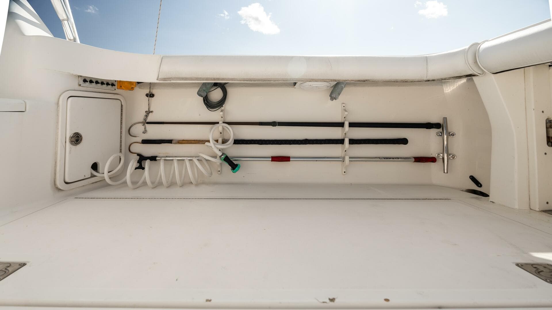 2012 Cabo 44 Htx — photo 20