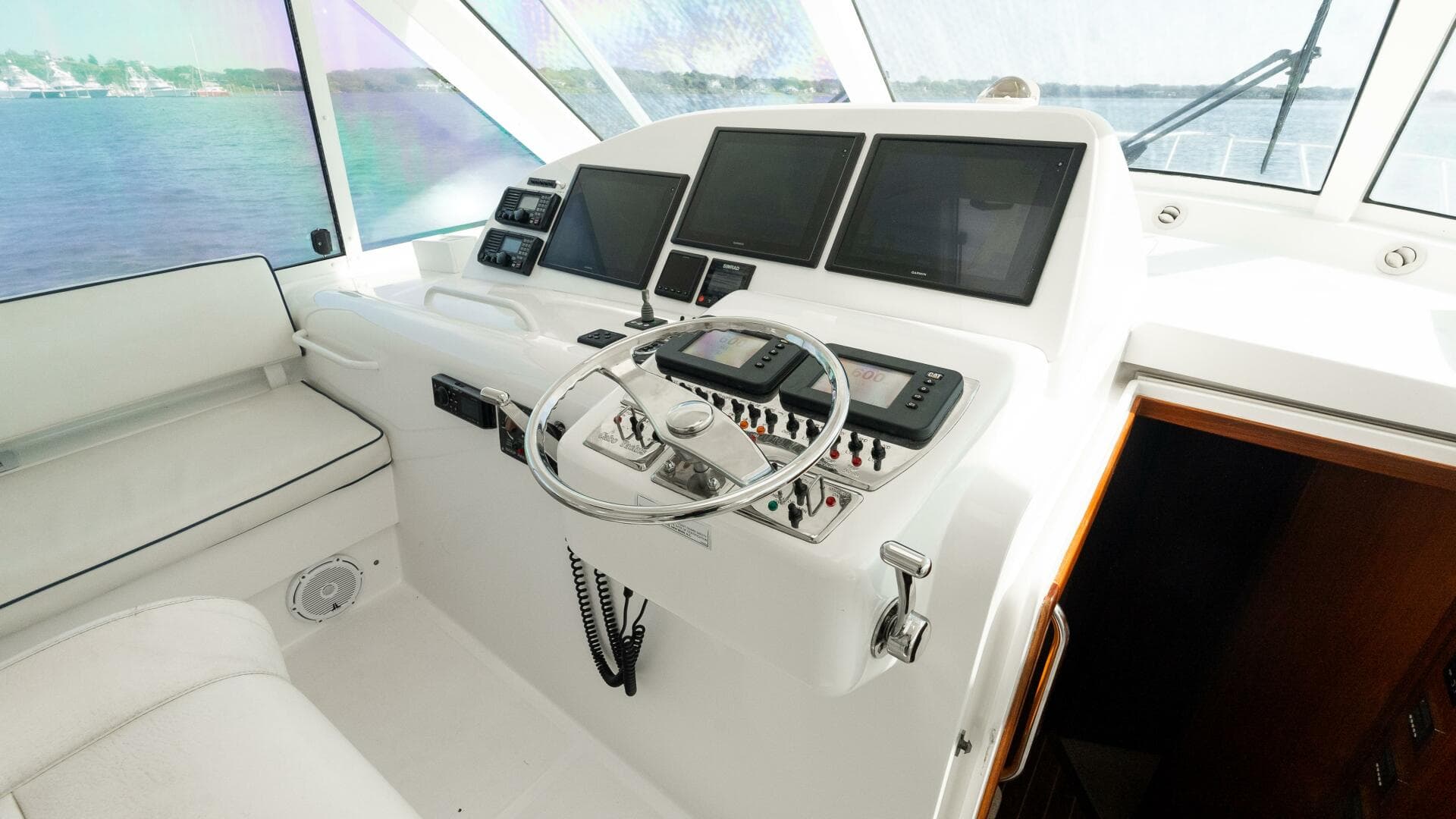 2012 Cabo 44 Htx — photo 29