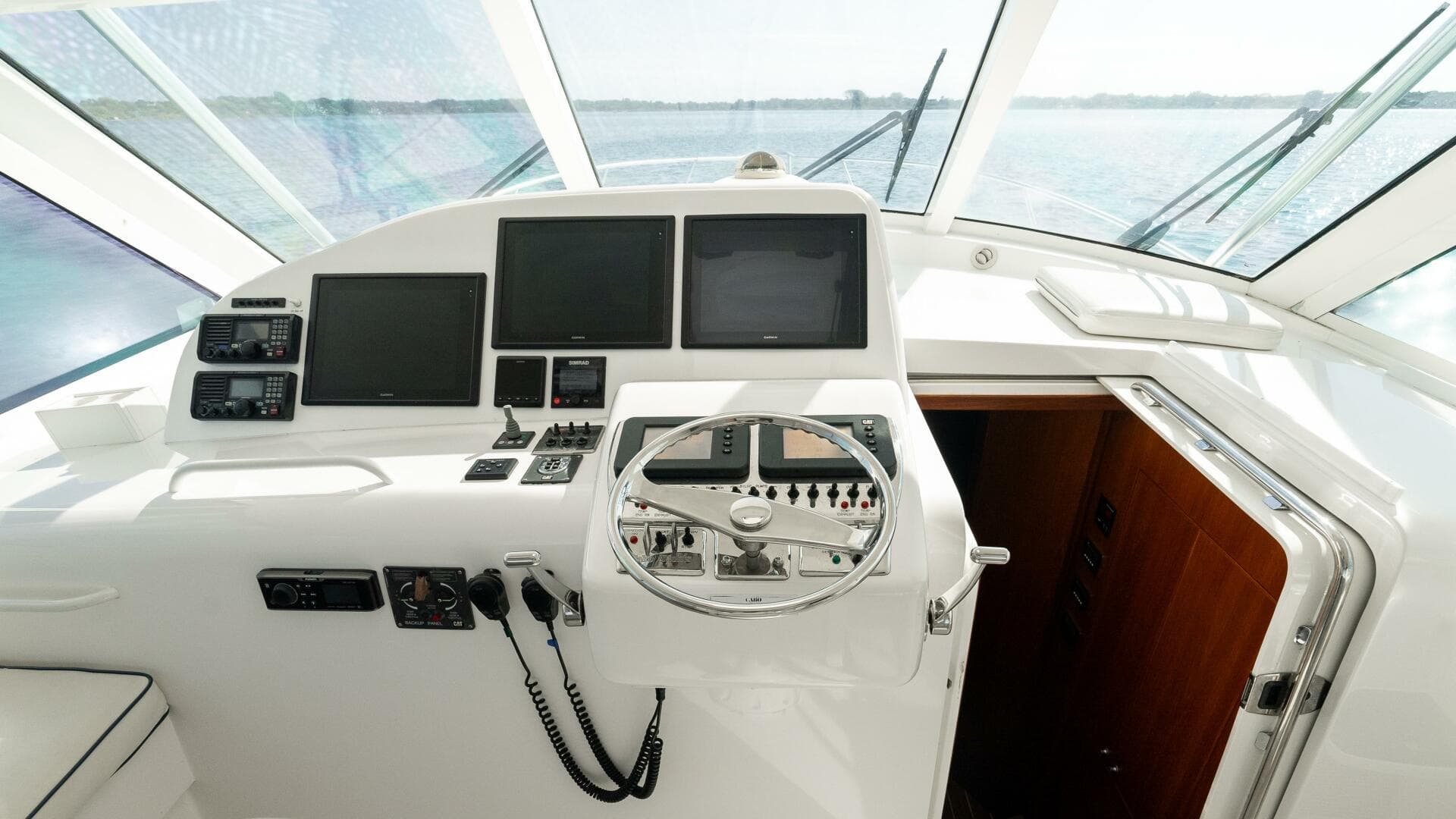 2012 Cabo 44 Htx — photo 32