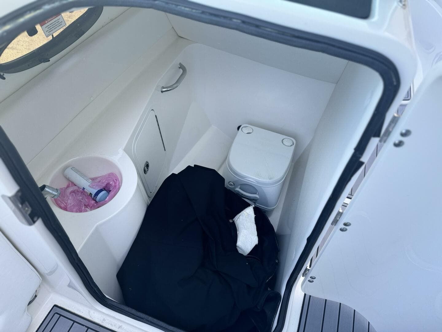 2014 Sea Ray 260 Sundeck — photo 12