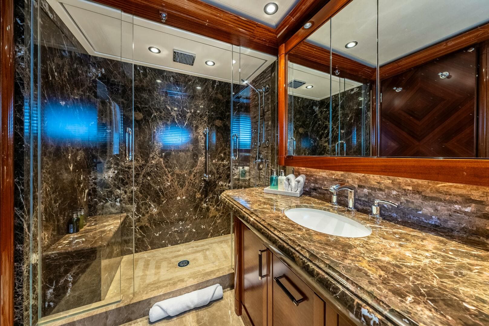 2013 Westport 164 — photo 43