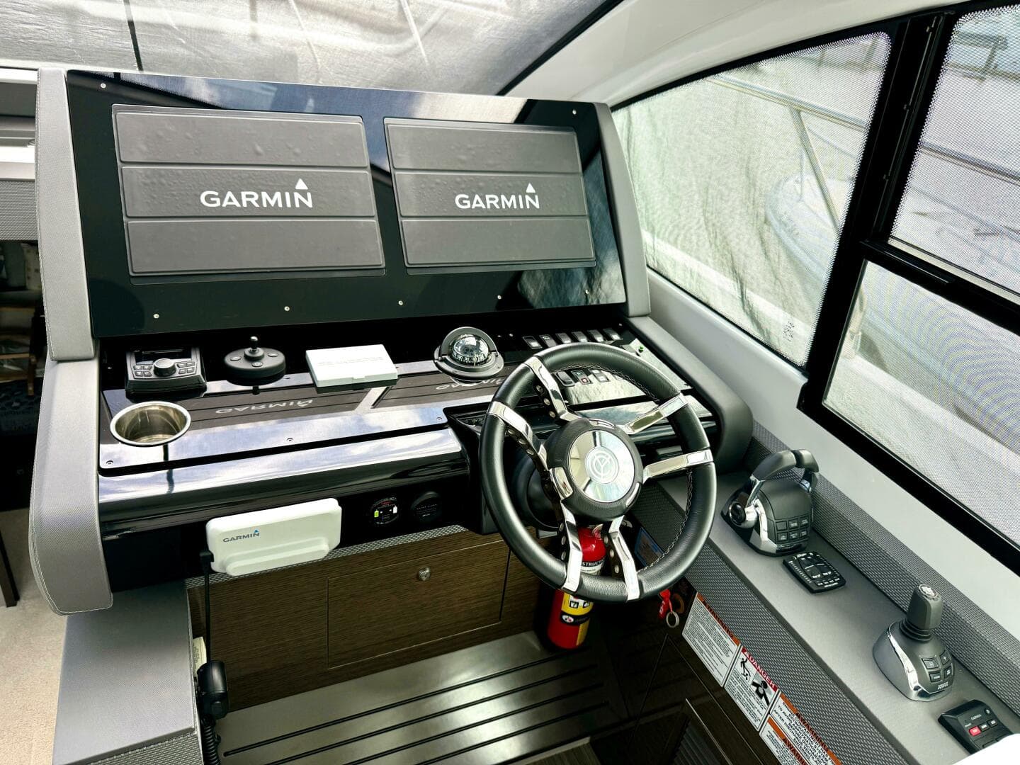 2020 Cruisers Yachts 50 Cantius — photo 18