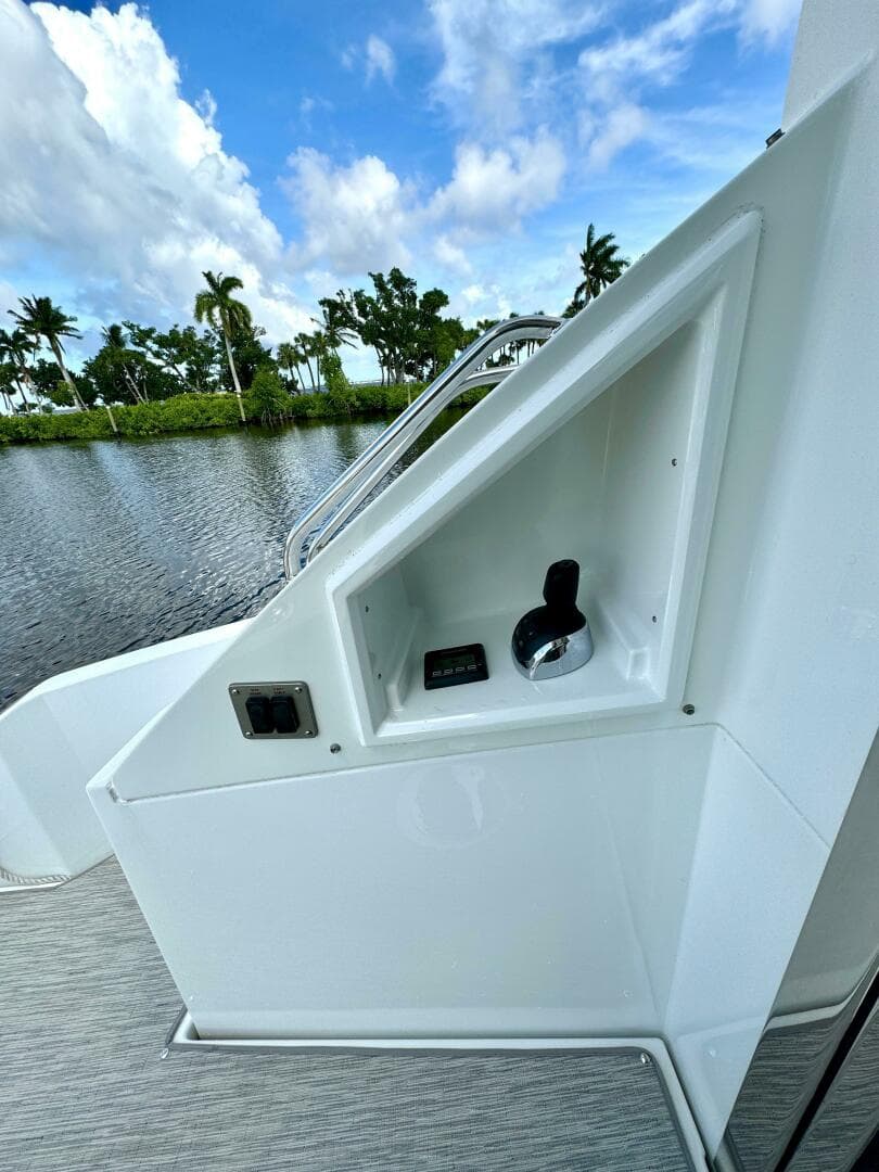 2020 Cruisers Yachts 50 Cantius — photo 44