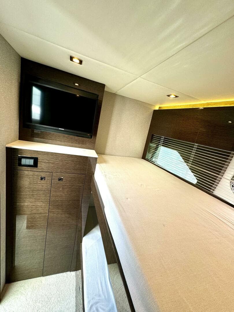 2020 Cruisers Yachts 50 Cantius — photo 35