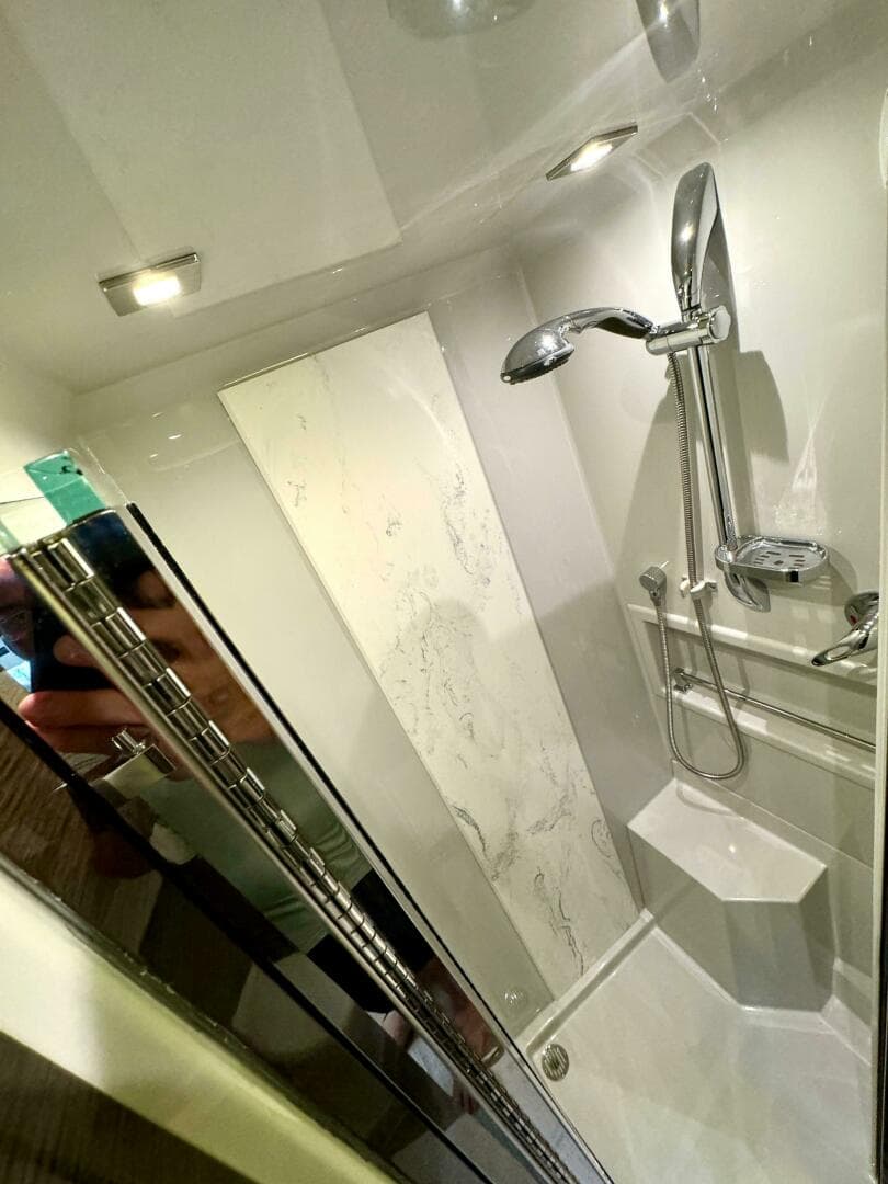 2020 Cruisers Yachts 50 Cantius — photo 39