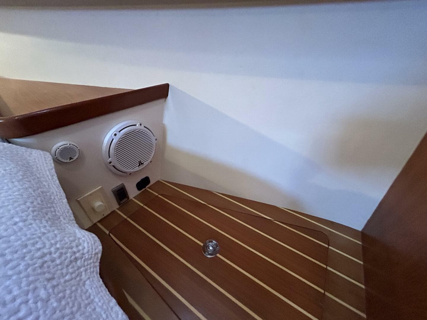 2008 Rivolta 45 — photo 21