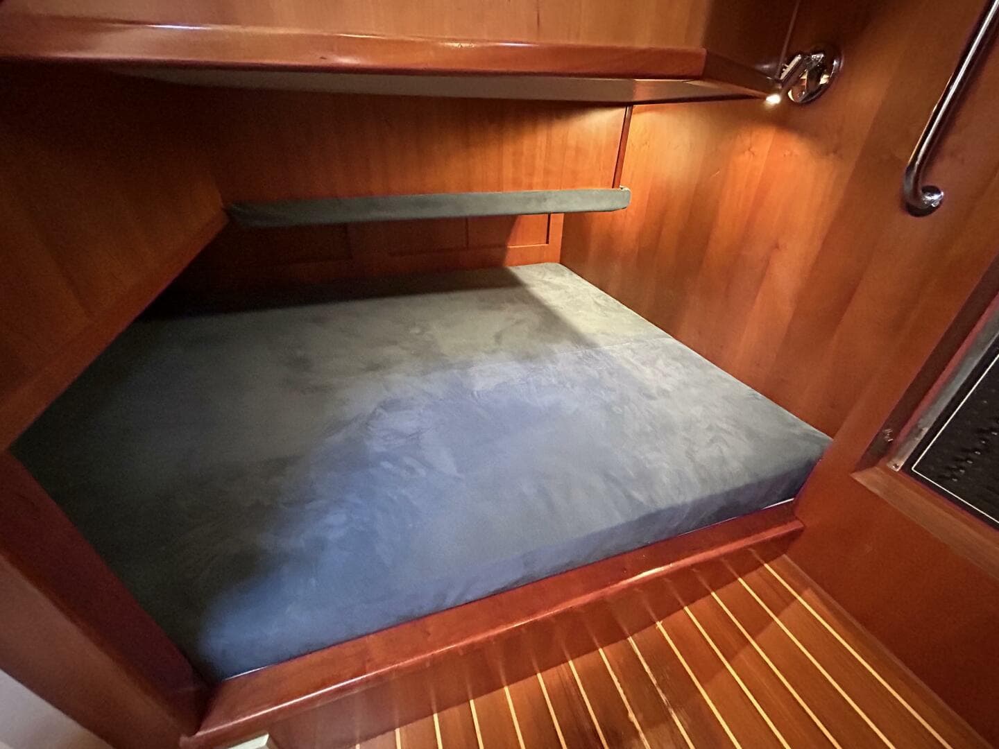 2008 Rivolta 45 — photo 26