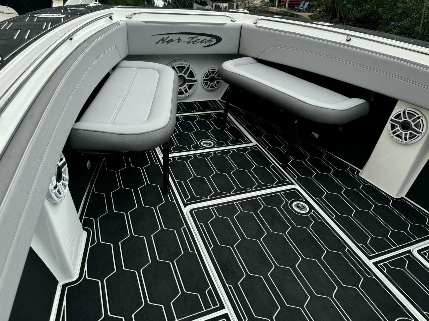 2024 Nor-Tech 392 Super Fish — photo 54