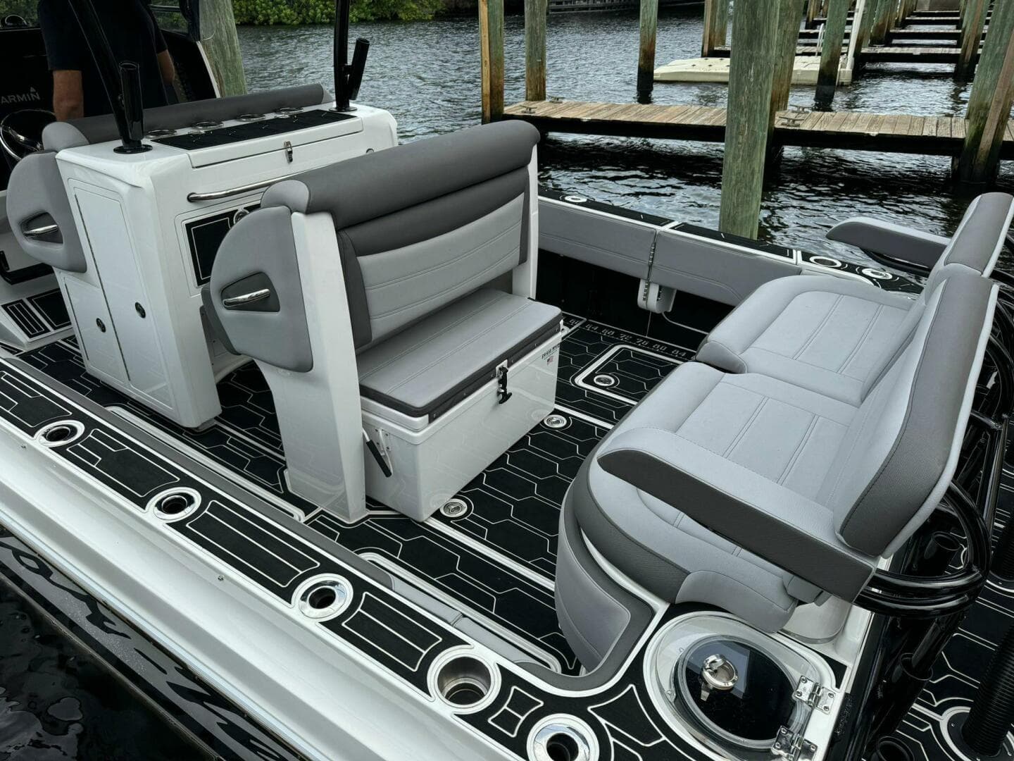 2024 Nor-Tech 392 Super Fish — photo 6