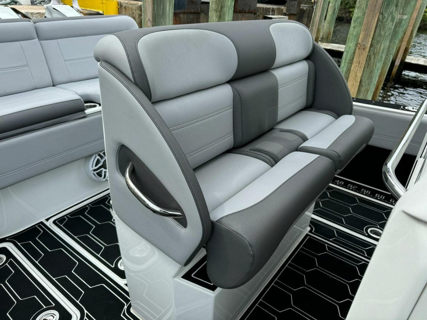 2024 Nor-Tech 392 Super Fish — photo 8