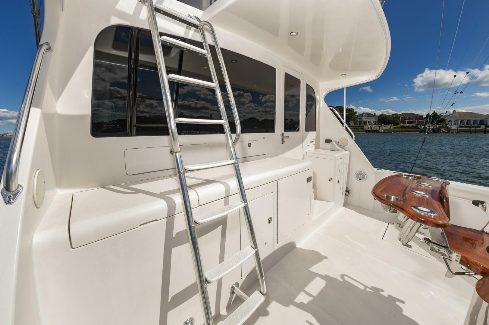 2008 Cabo 43 Convertible — photo 21