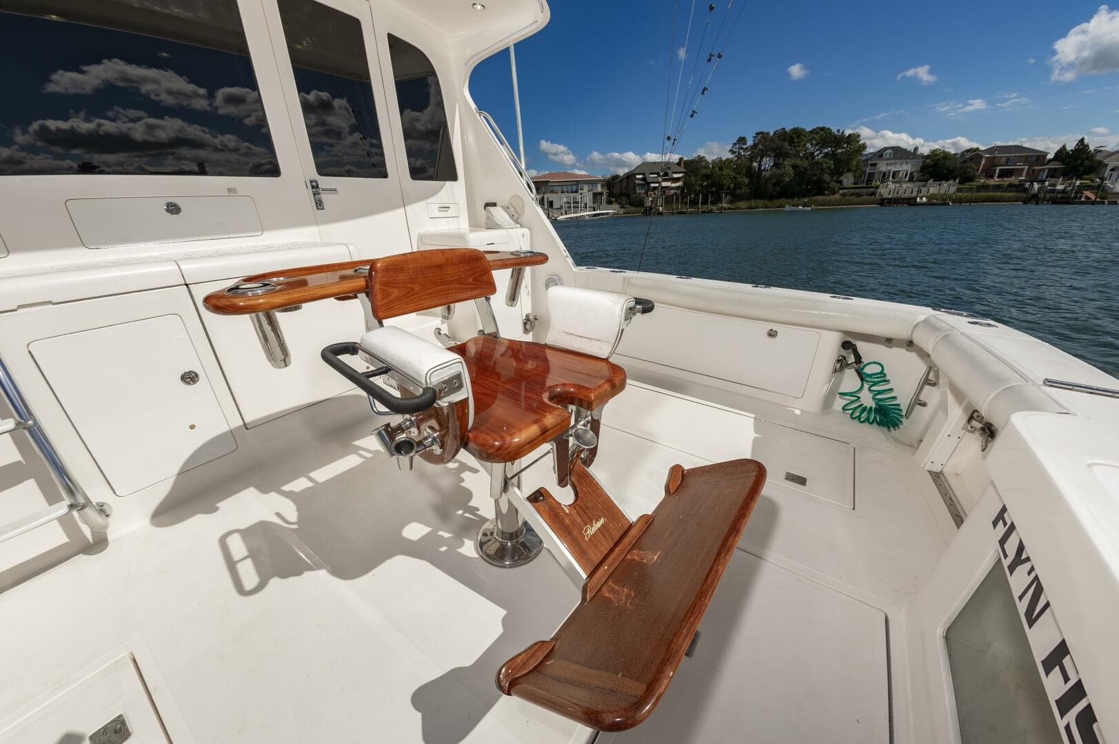 2008 Cabo 43 Convertible — photo 22