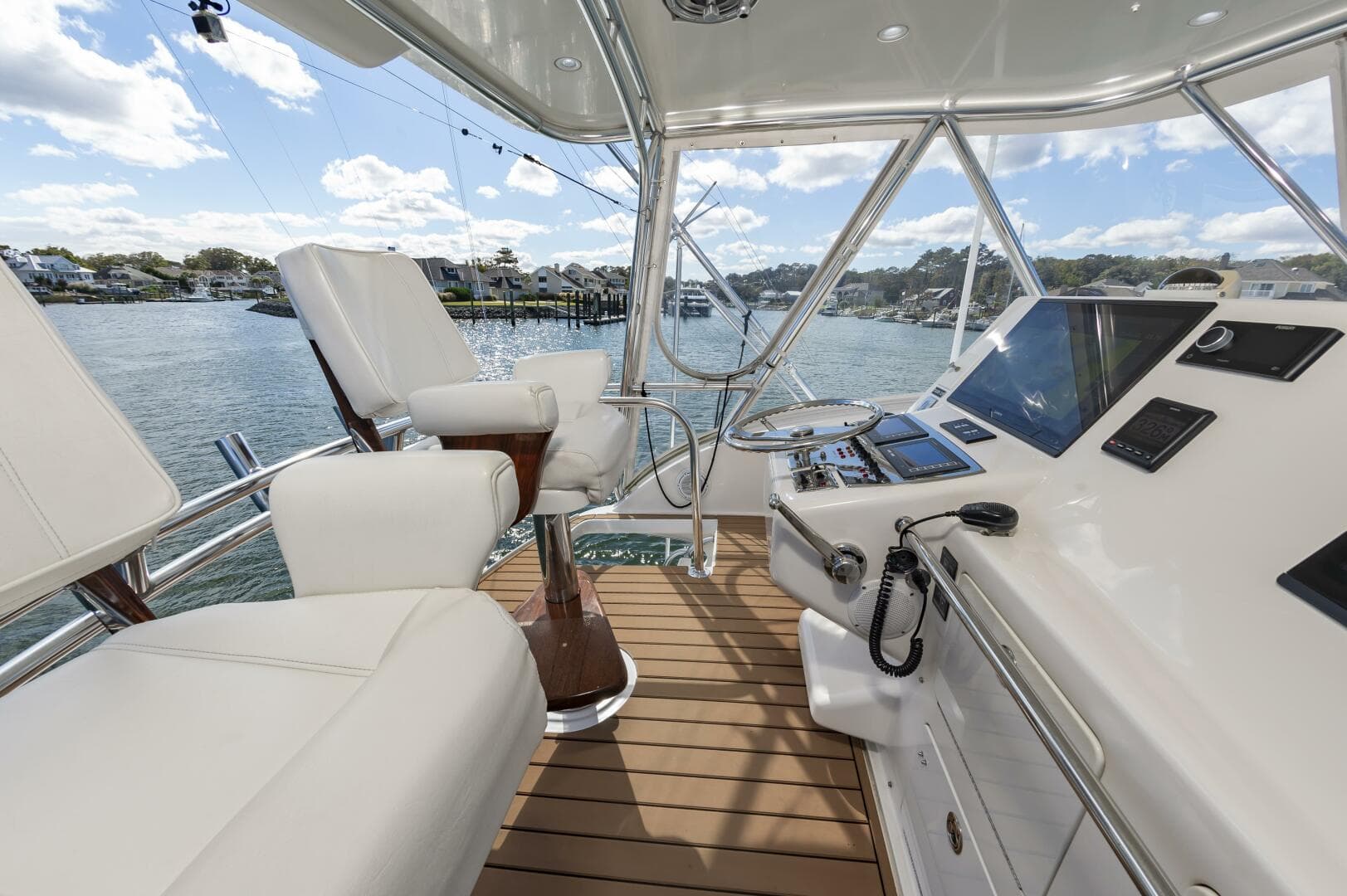 2008 Cabo 43 Convertible — photo 11