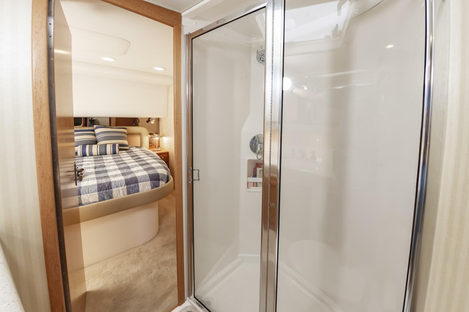 2008 Cabo 43 Convertible — photo 45