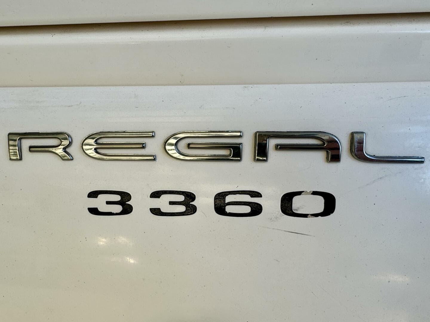 2006 Regal 3360 Window Express — photo 159