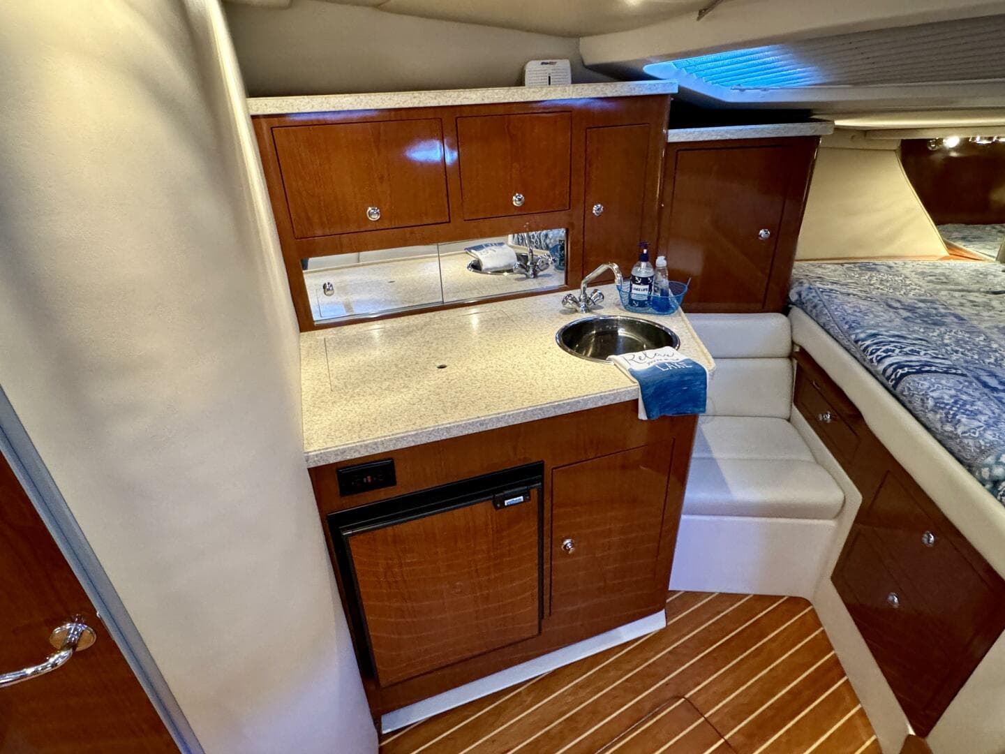 2006 Regal 3360 Window Express — photo 35