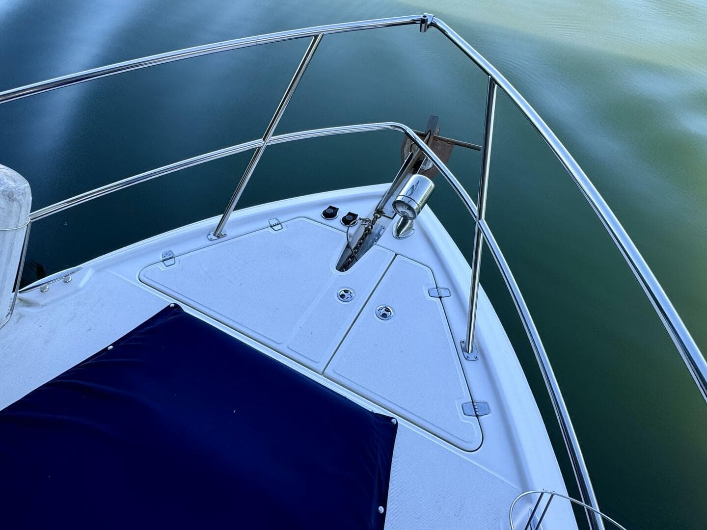 2006 Regal 3360 Window Express — photo 24