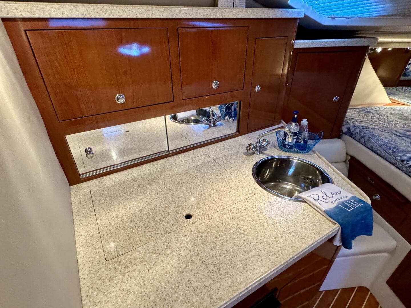 2006 Regal 3360 Window Express — photo 40