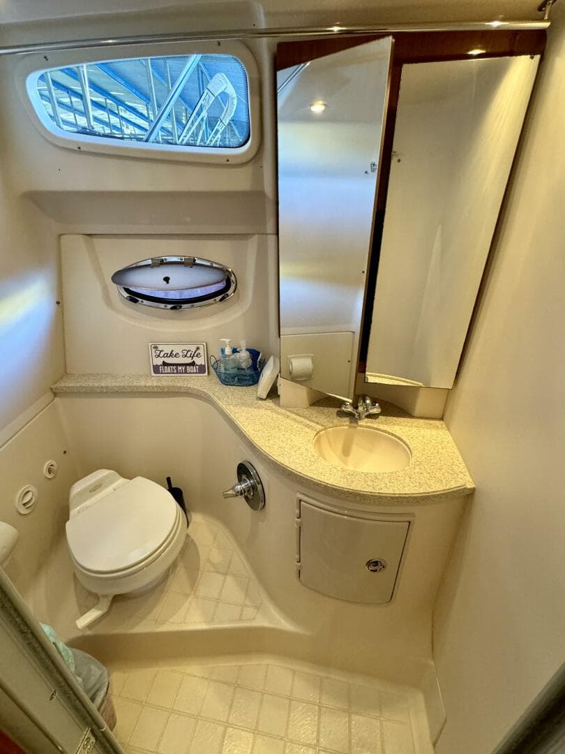 2006 Regal 3360 Window Express — photo 69