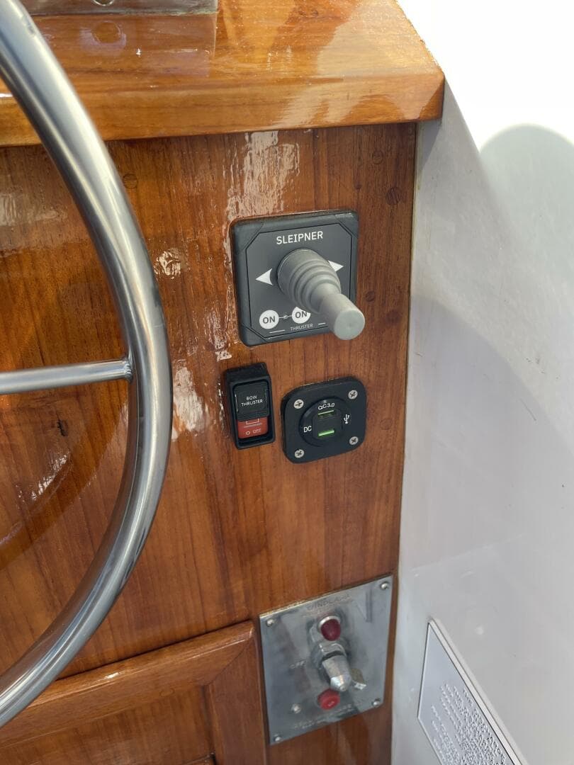 1988 Ellis Extended Pilothouse — photo 22