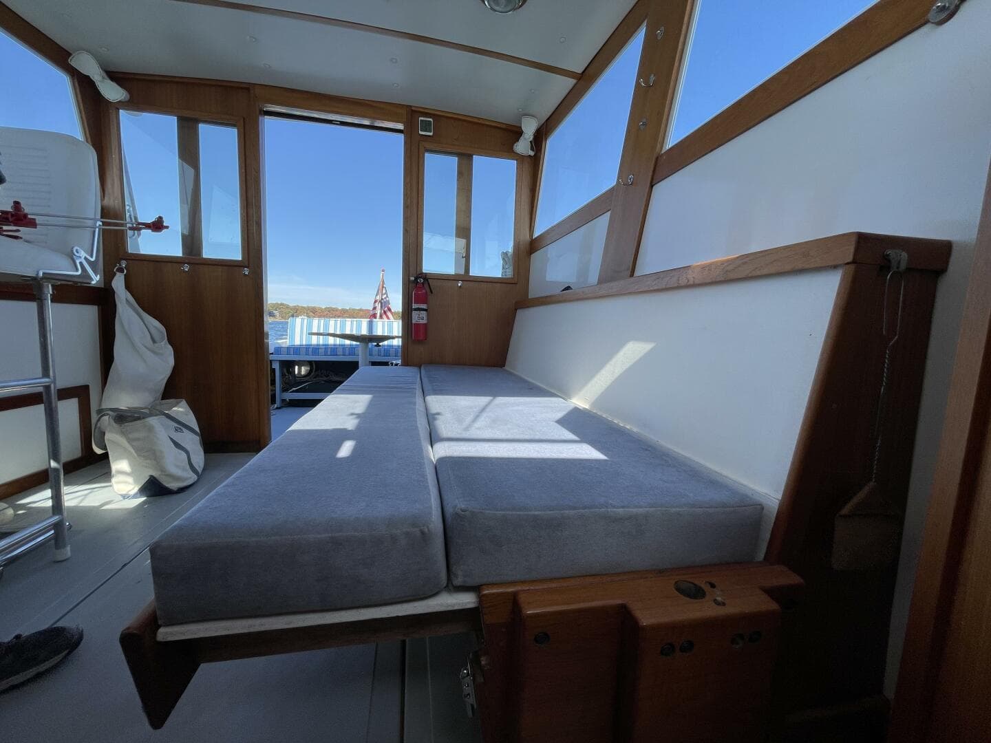 1988 Ellis Extended Pilothouse — photo 15