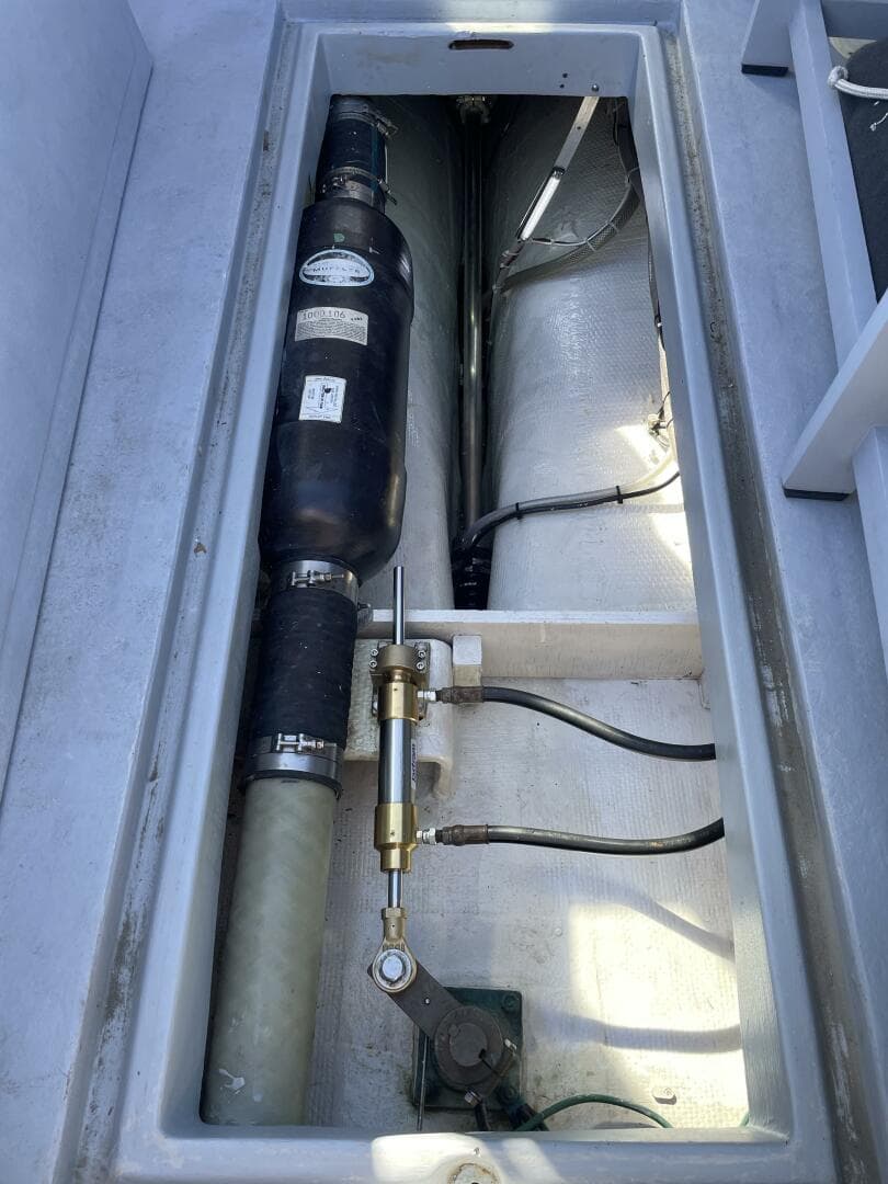 1988 Ellis Extended Pilothouse — photo 31