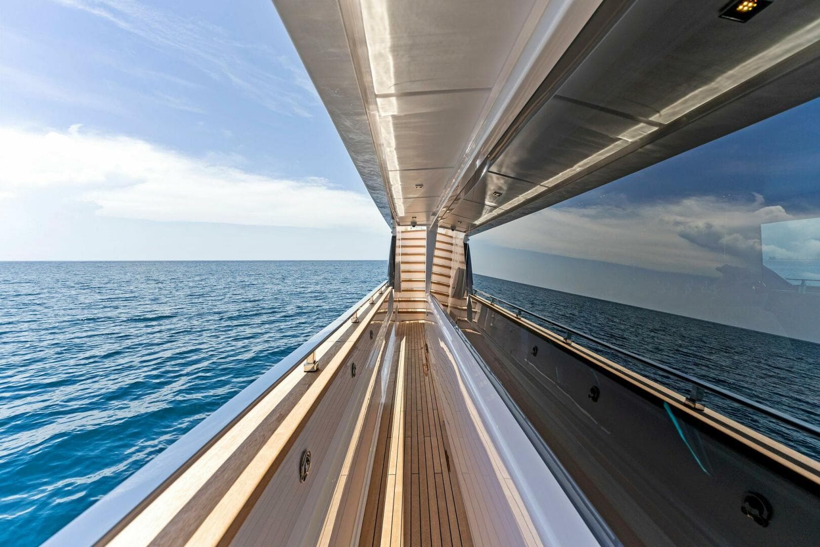 2024 Custom Line 33 Navetta — photo 35