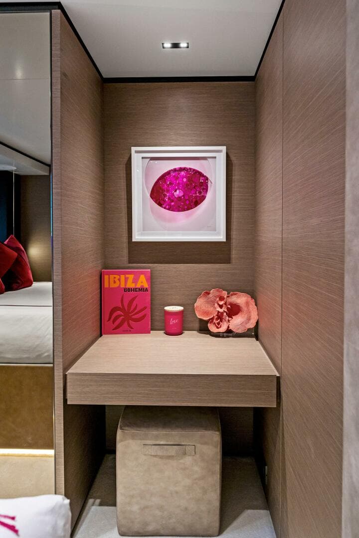 2024 Custom Line 33 Navetta — photo 82