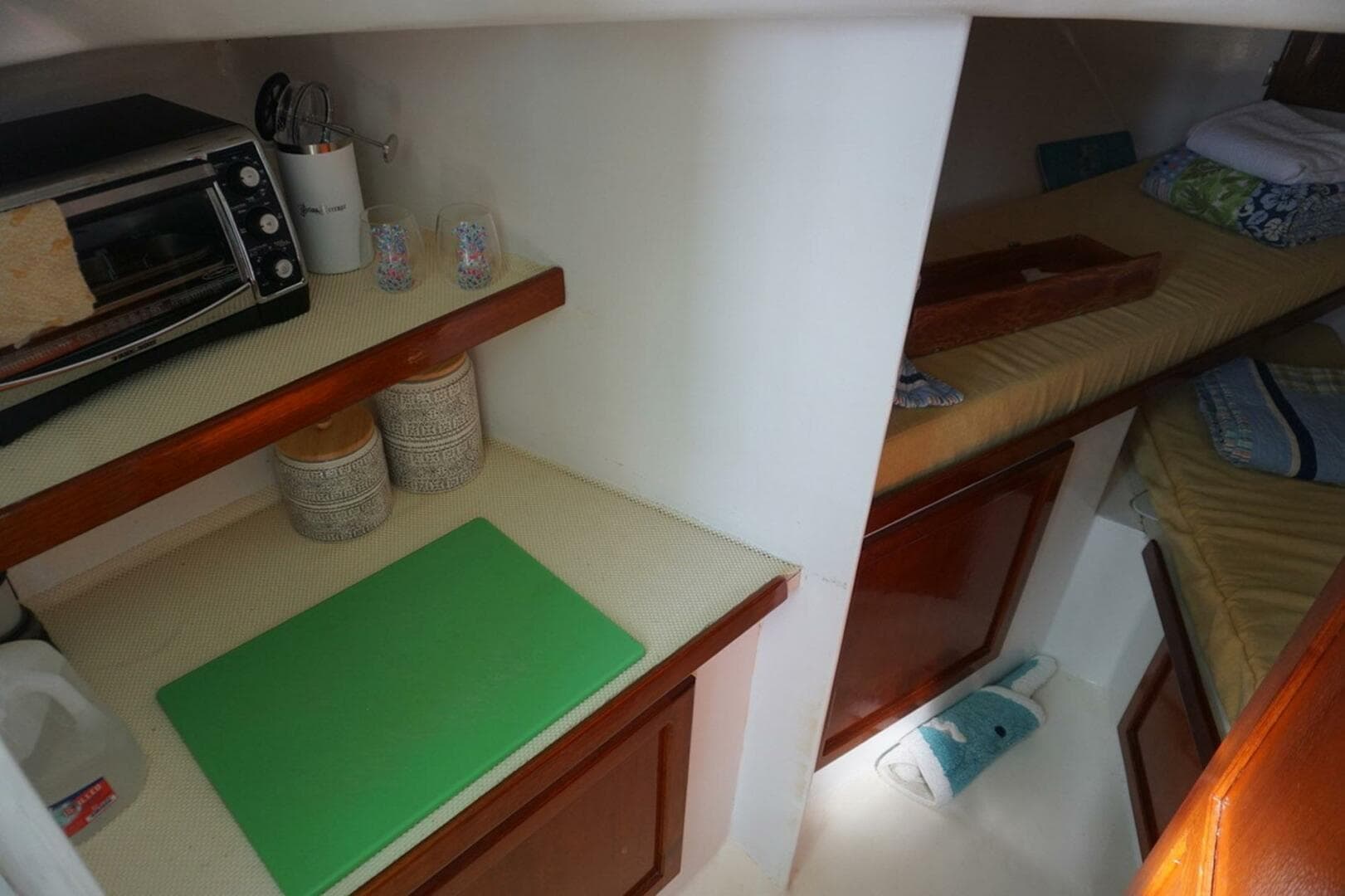 2005 Custom Michael Fritz 34 Pilothouse — photo 11