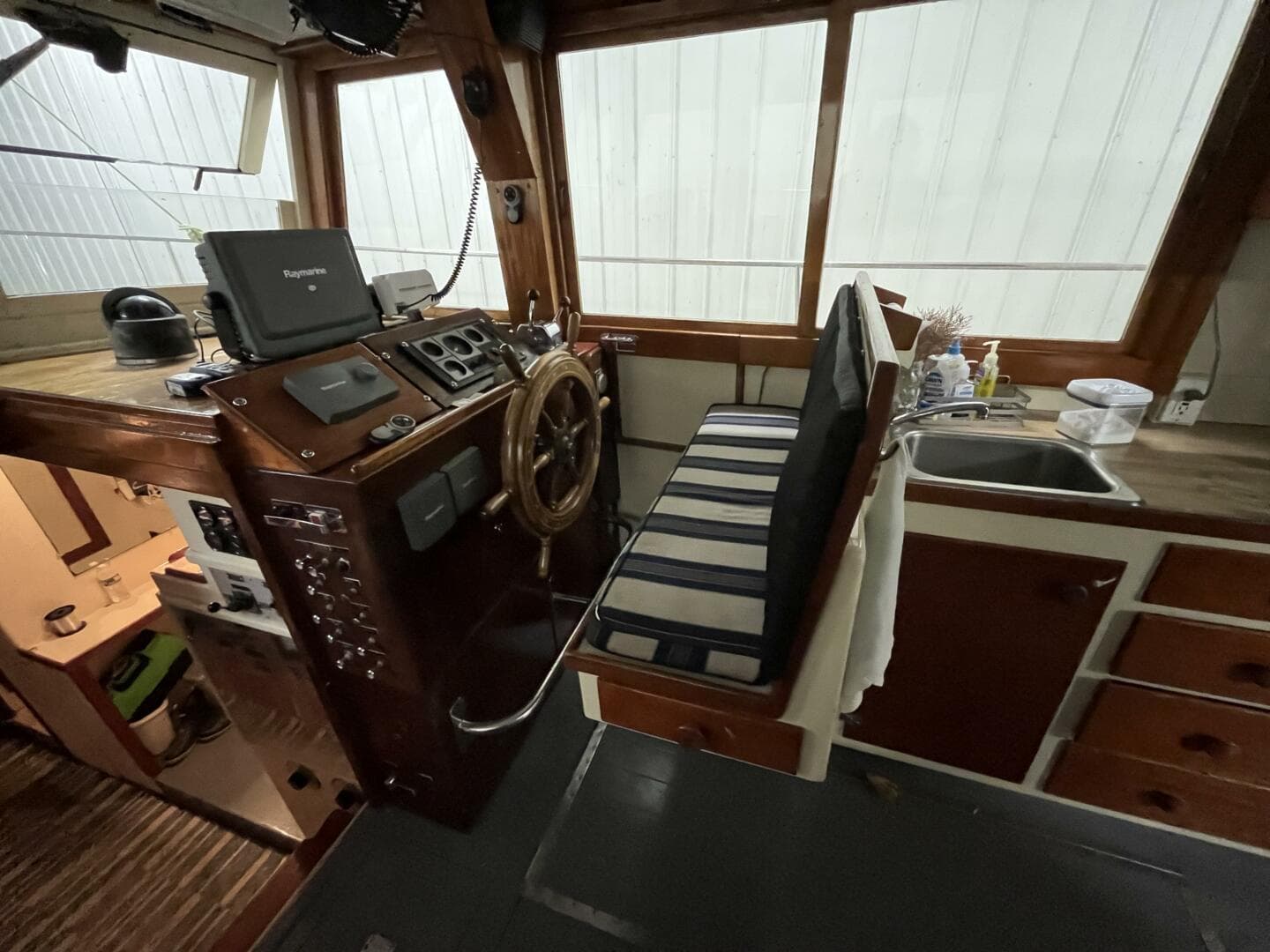 1976 Bass Harbor Boat Co Flybridge Cruiser — photo 25