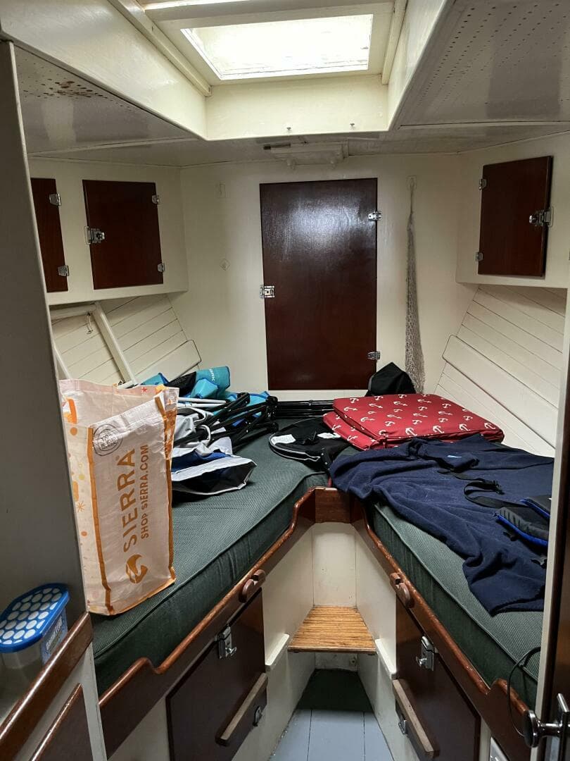 1976 Bass Harbor Boat Co Flybridge Cruiser — photo 13