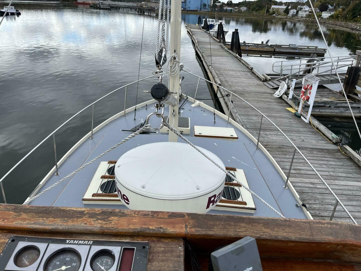 1976 Bass Harbor Boat Co Flybridge Cruiser — photo 3