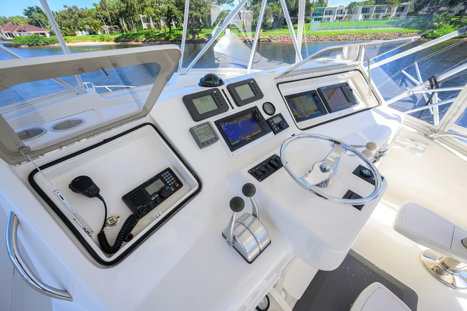 2004 Ocean Yachts 50 Super Sport — photo 18