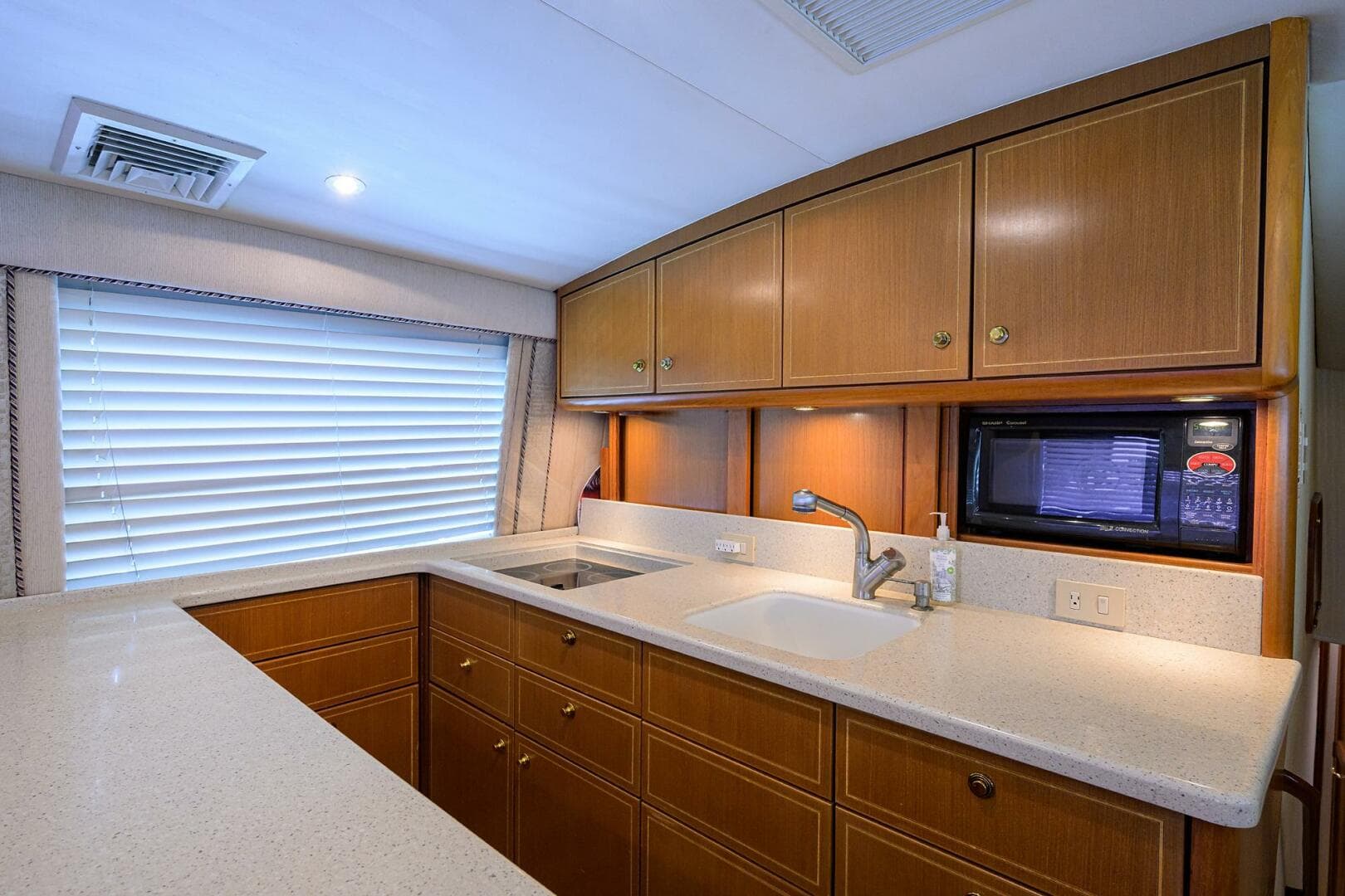 2004 Ocean Yachts 50 Super Sport — photo 5