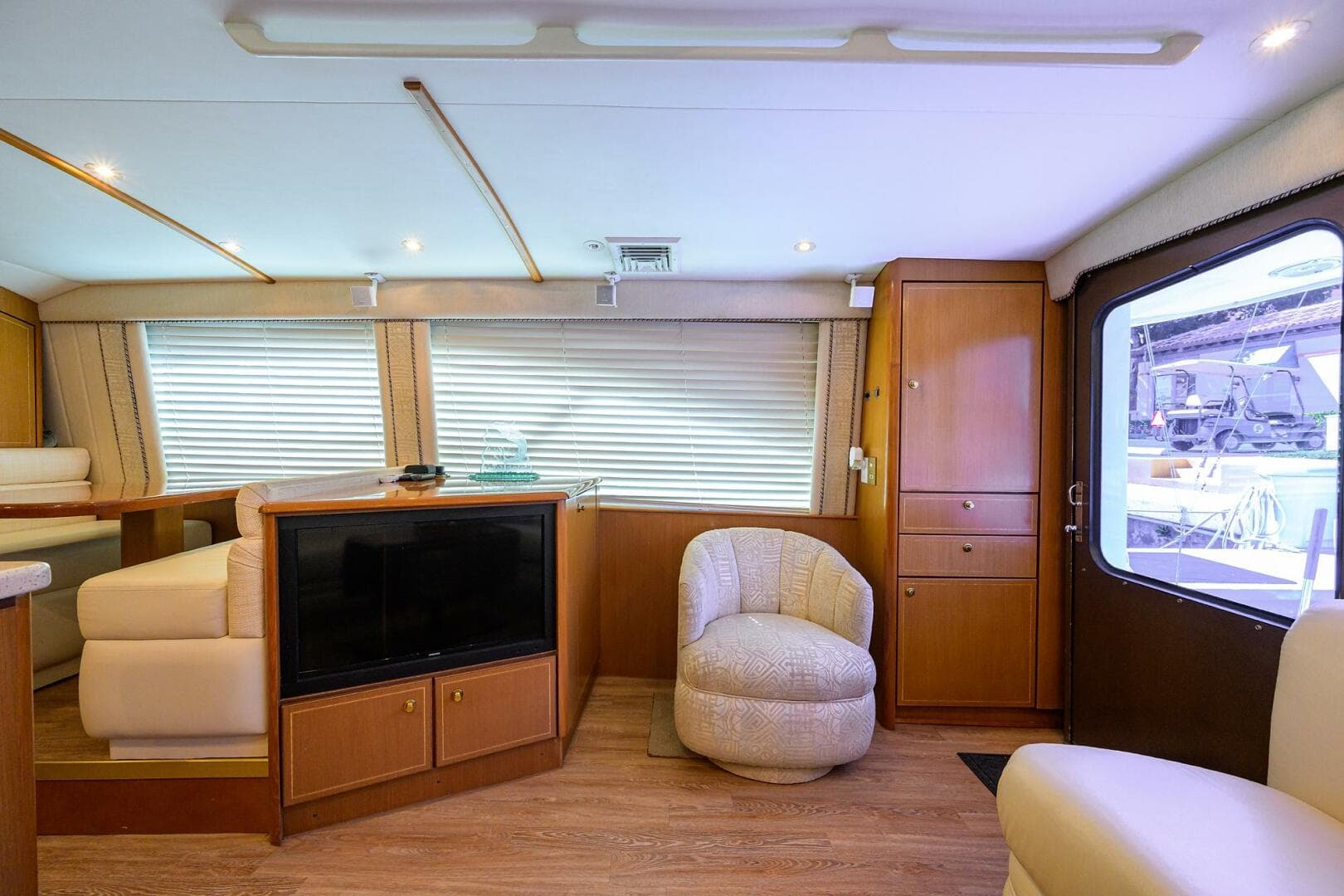 2004 Ocean Yachts 50 Super Sport — photo 4