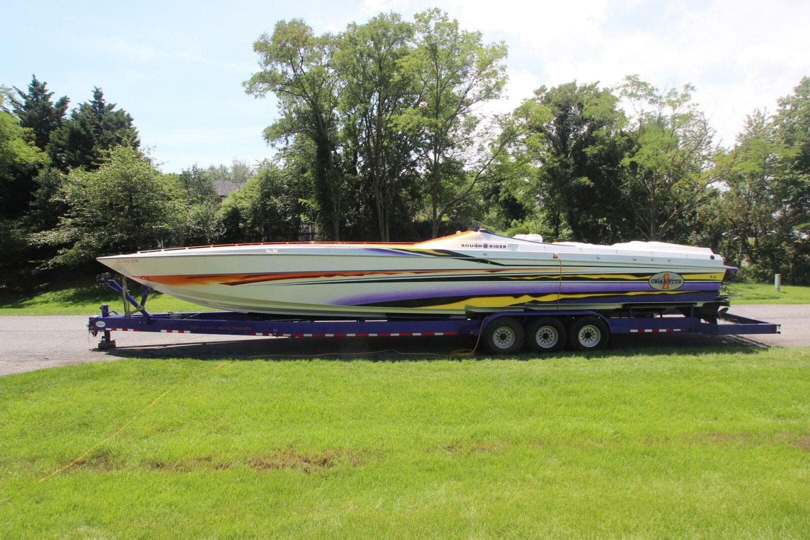 2001 Cigarette Rough Rider — photo 1