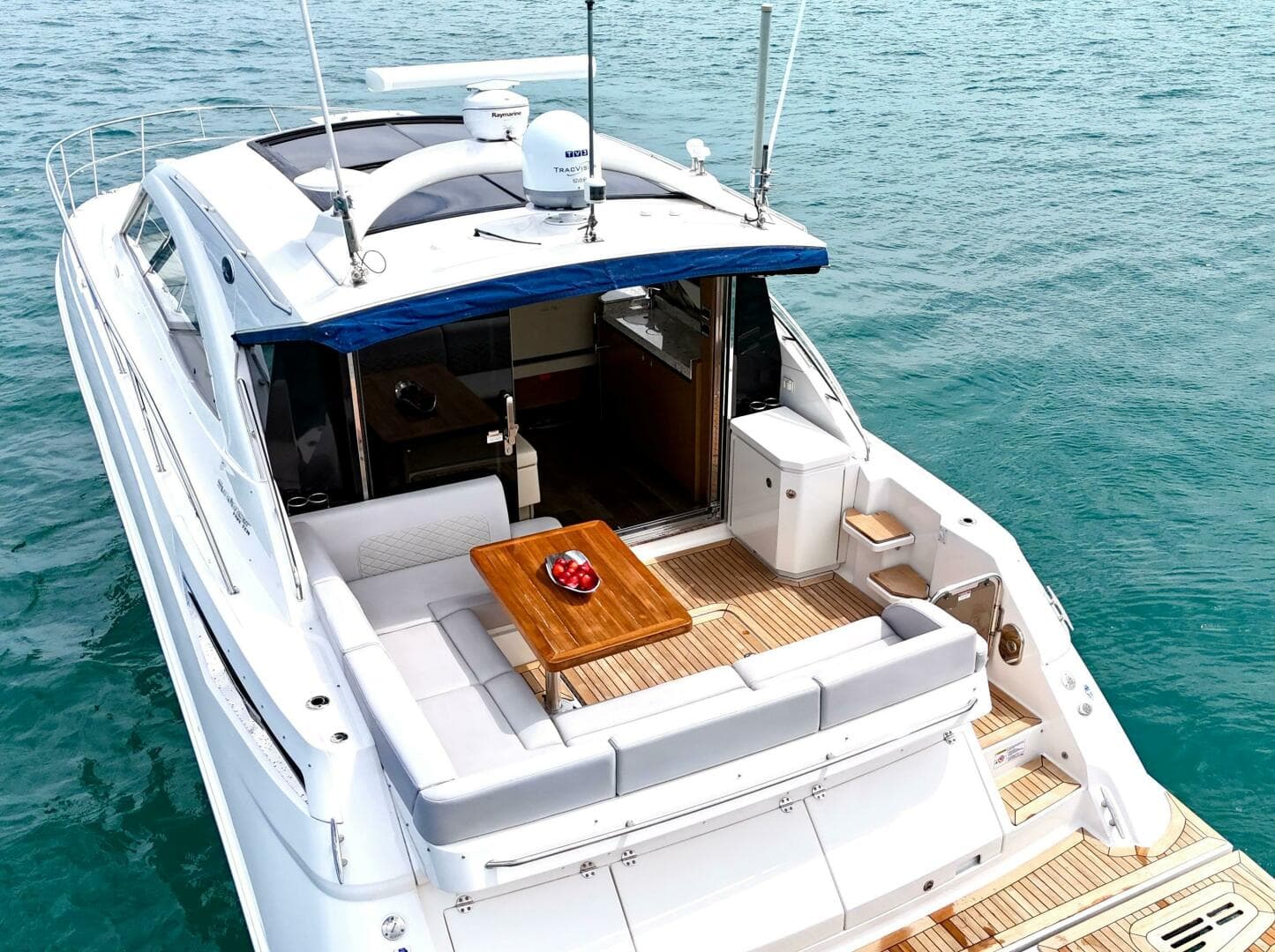 2017 Sea Ray 510 Sundancer — photo 64