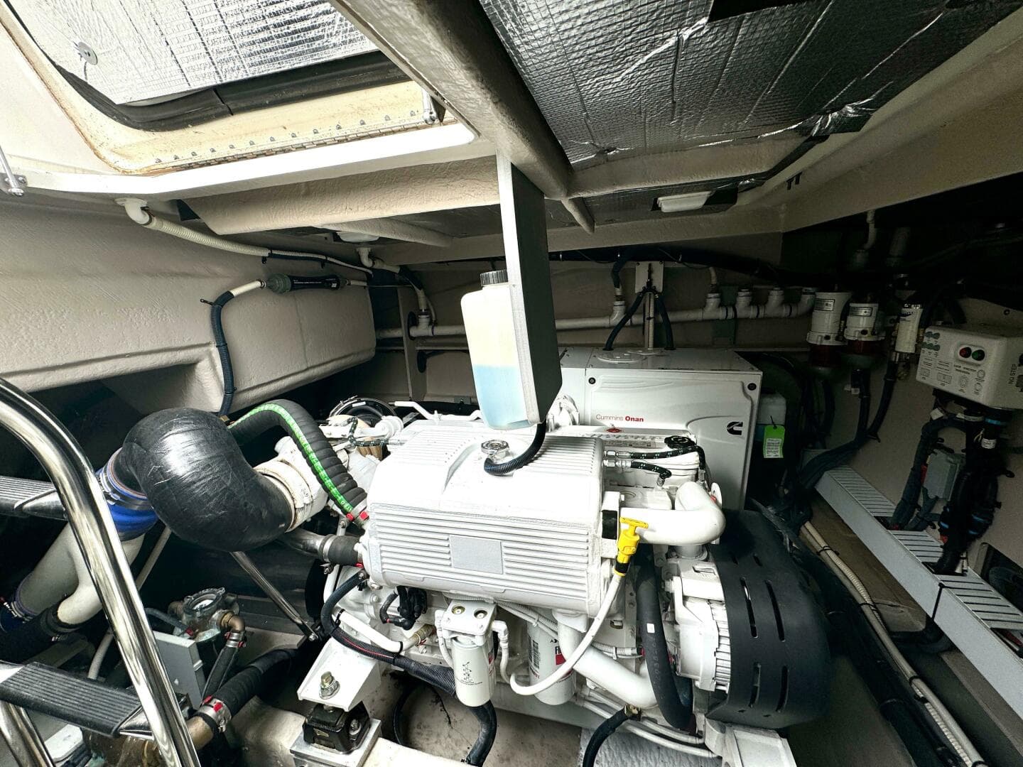 2017 Sea Ray 510 Sundancer — photo 77