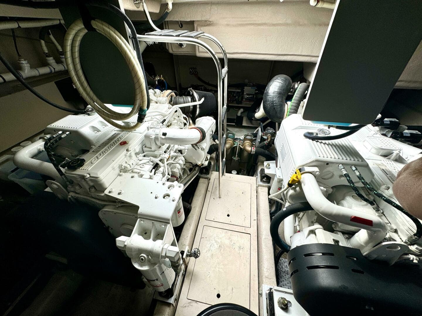 2017 Sea Ray 510 Sundancer — photo 76