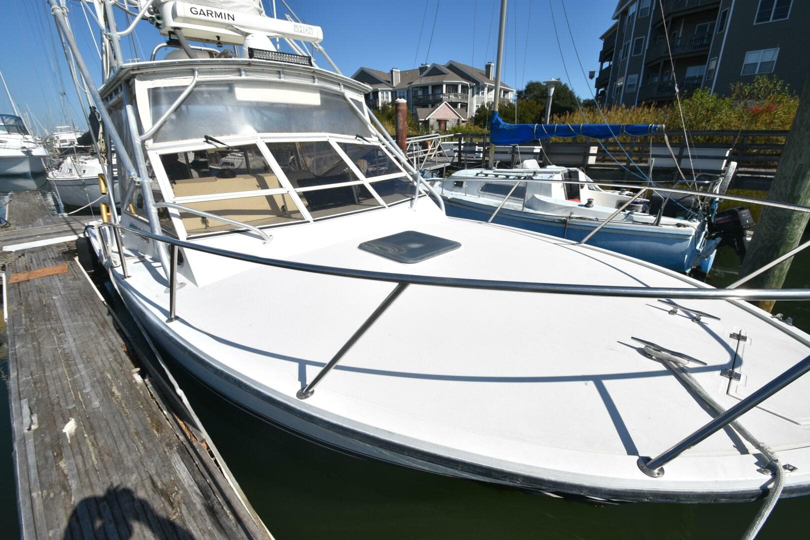 1999 Carolina Classic 28 Express — photo 26