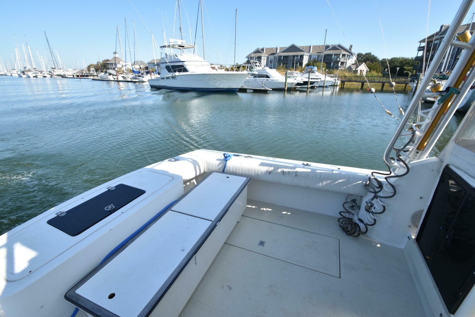 1999 Carolina Classic 28 Express — photo 7