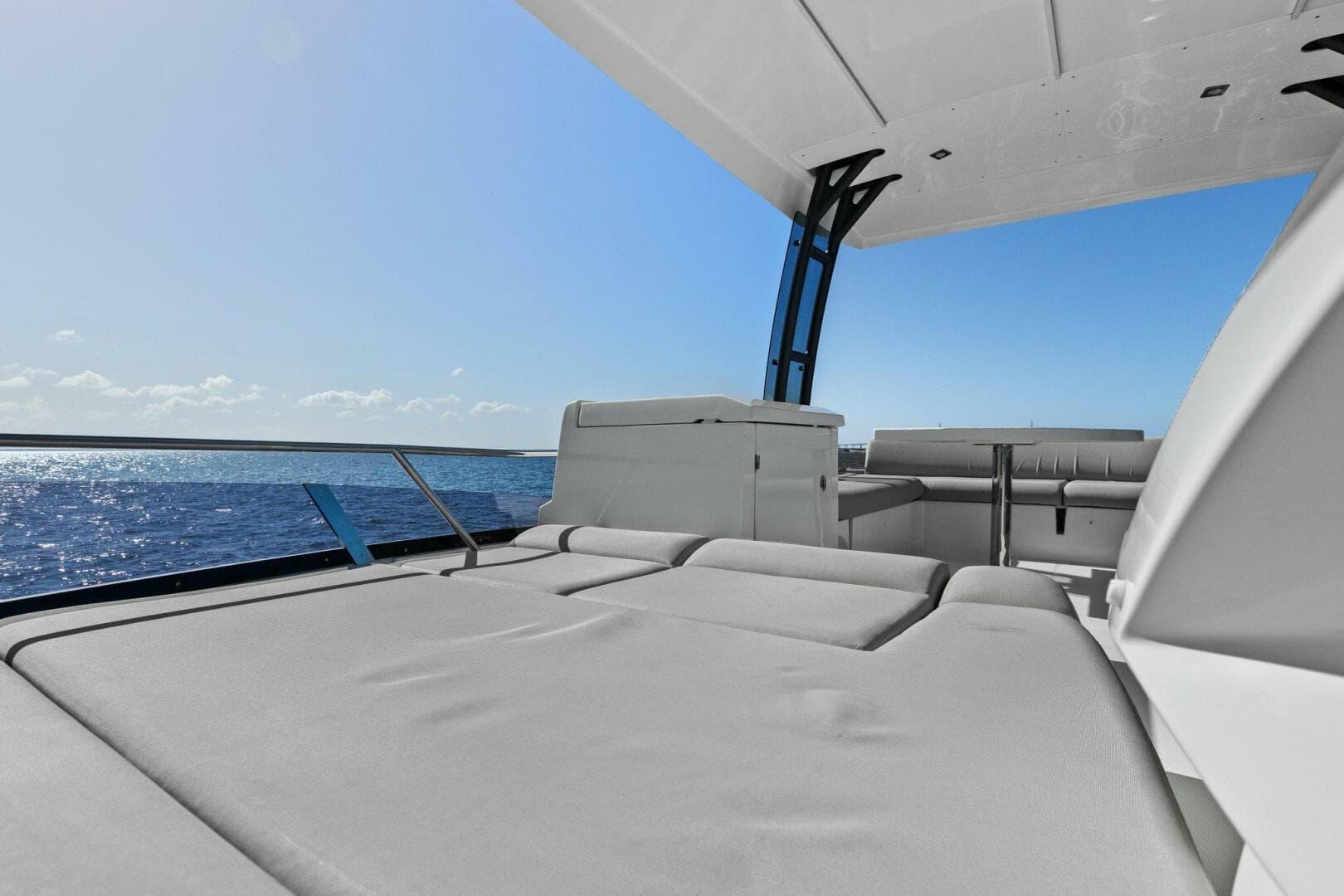 2022 Prestige 460 Flybridge — photo 47