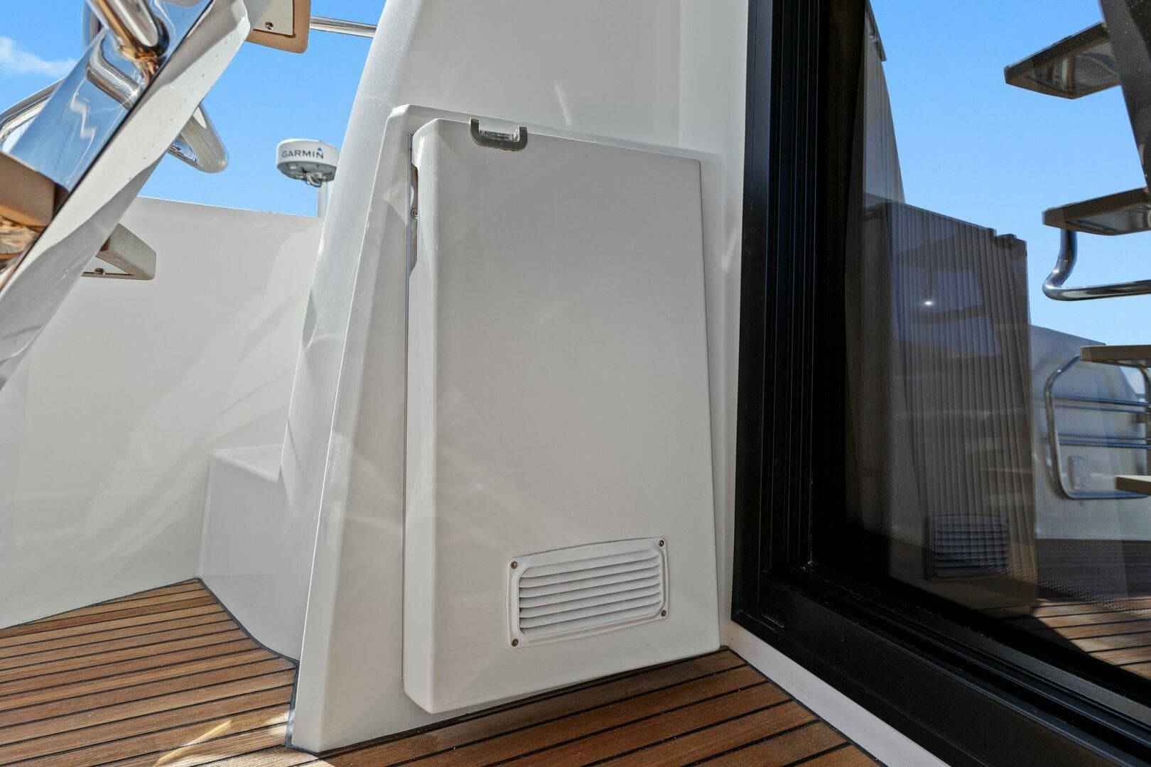 2022 Prestige 460 Flybridge — photo 12