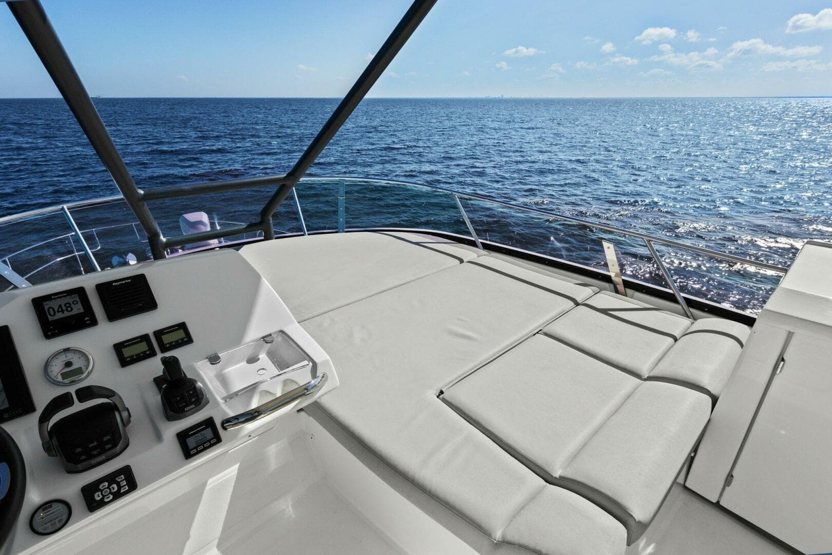 2022 Prestige 460 Flybridge — photo 48