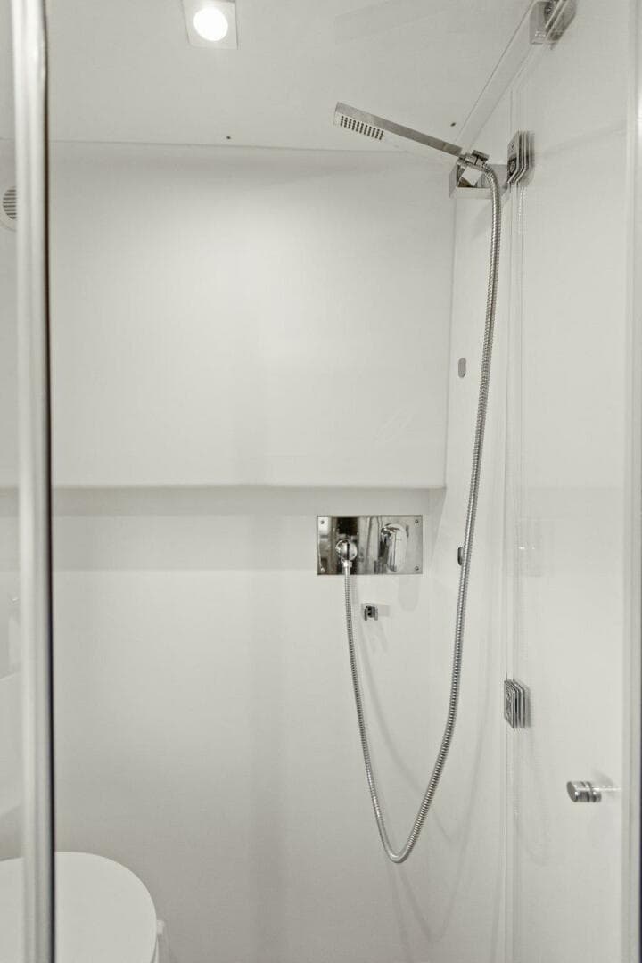 2022 Prestige 460 Flybridge — photo 39