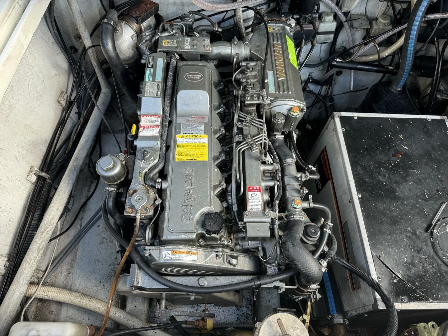 1991 Black Watch 36 Express — photo 37