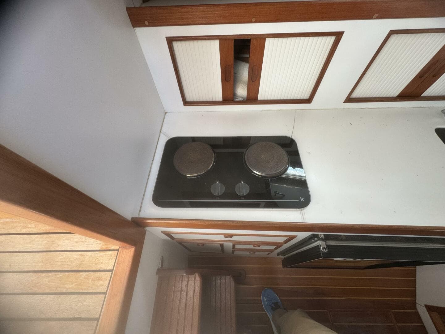 1991 Black Watch 36 Express — photo 25